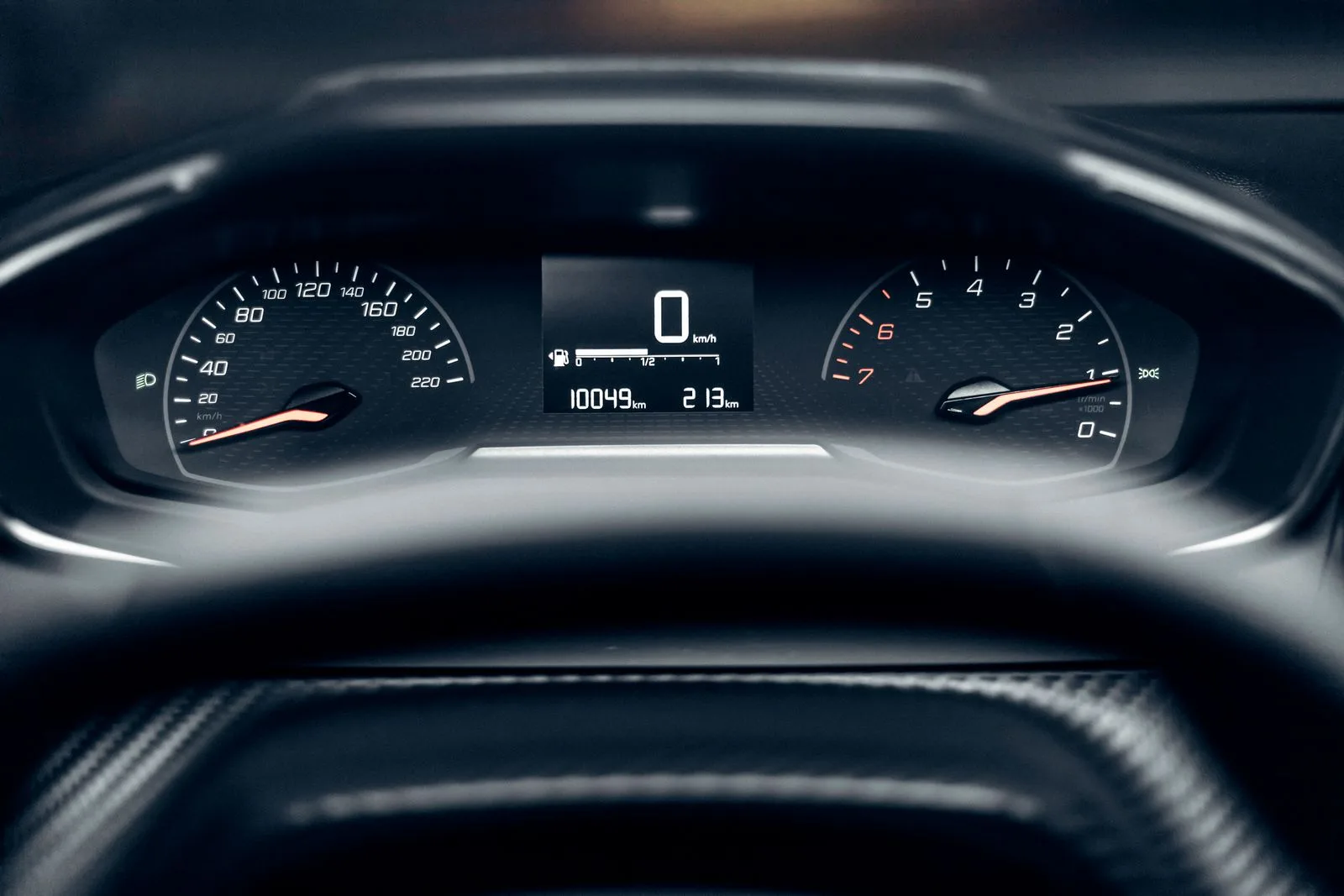 Warum GPS und Autotachometer unterschiedliche Werte zeigen